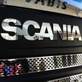 Διακοσμητικό ανοξειδωτο εμβλημα μασκας - SCANIA R (2004-2009) RXSC165